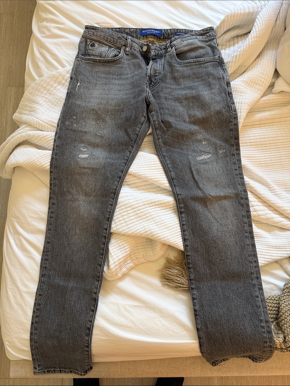 Straight Fit Men's Ralston Scotch & Soda Grey Distressed Jeans